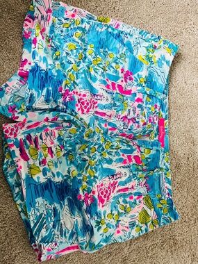 Gorgeous Mediterranean Lilly Pulitzer Shorts